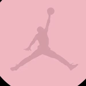 Meet your Posher, Kenia